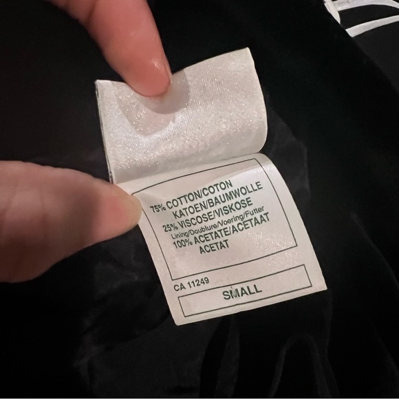 Laura Ashley Black Vintage Velvet Cloak Cape Small - Picture 10 of 15